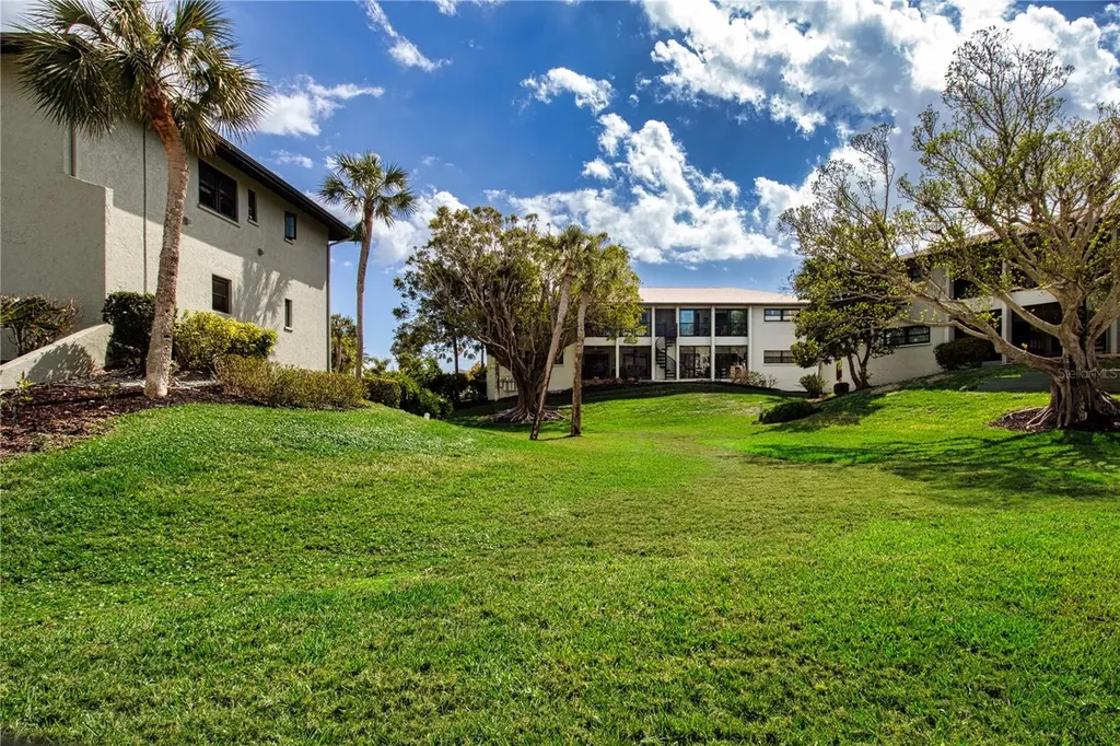 4255 Gulf Drive Holmes Beach FL 34217