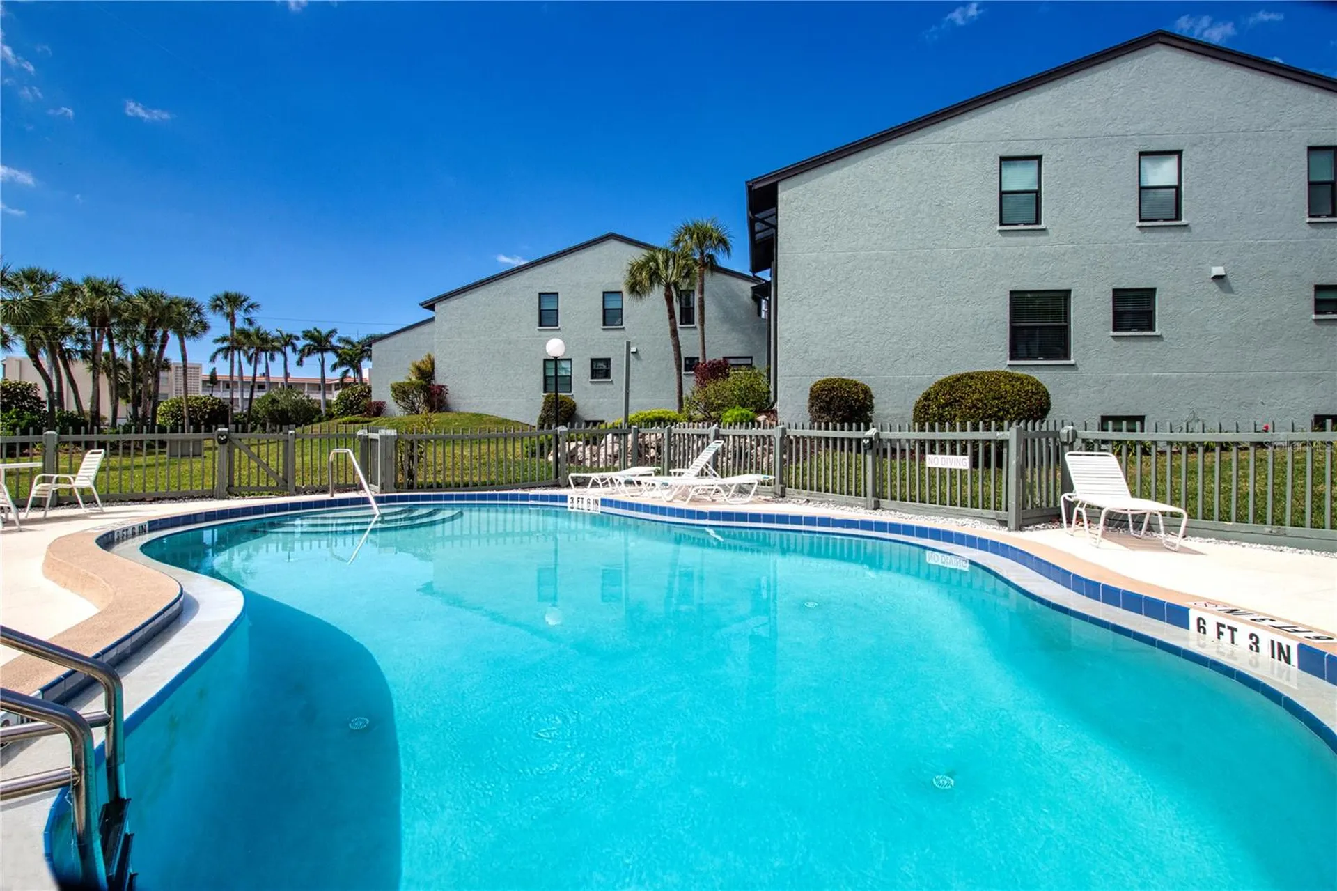 4255 Gulf Drive Holmes Beach FL 34217