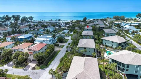 4255 Gulf Drive Holmes Beach FL 34217