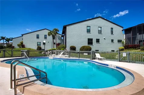 4255 Gulf Drive Holmes Beach FL 34217