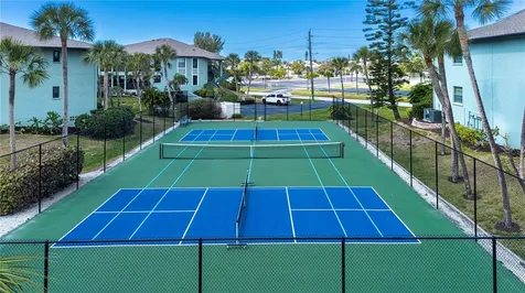 4255 Gulf Drive Holmes Beach FL 34217