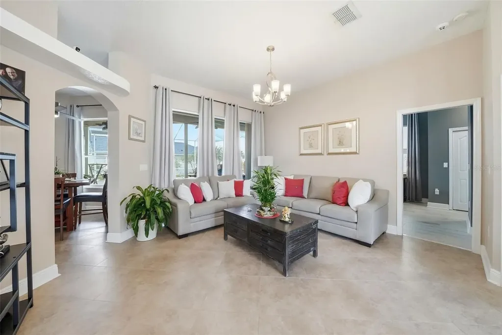 1436 Fox Chapel Drive Lutz FL 33549