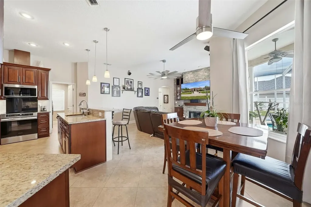 1436 Fox Chapel Drive Lutz FL 33549