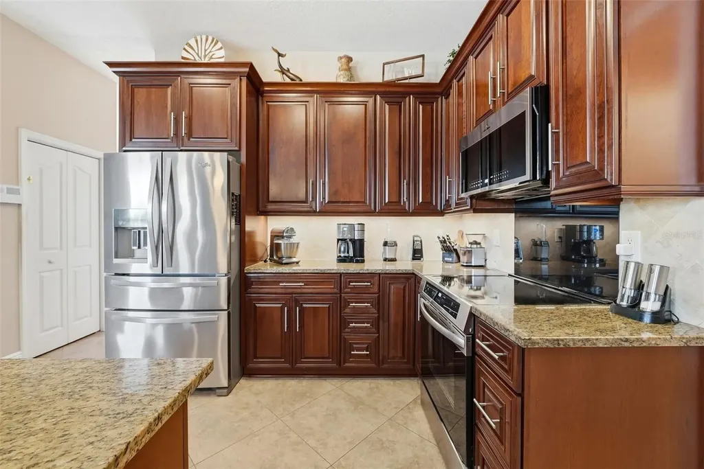1436 Fox Chapel Drive Lutz FL 33549