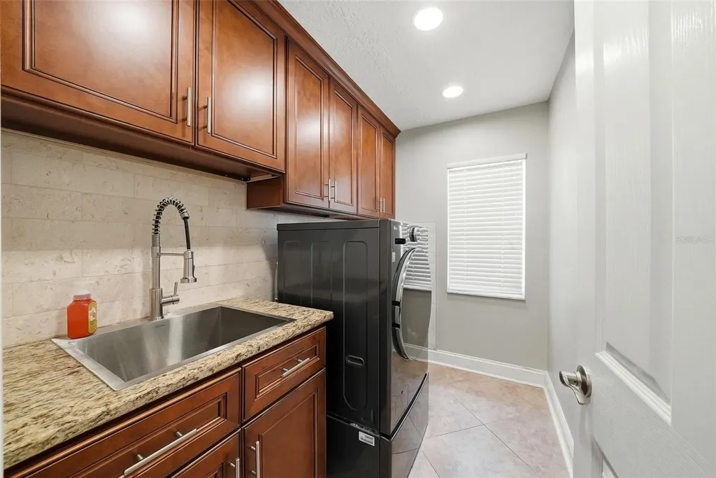 1436 Fox Chapel Drive Lutz FL 33549