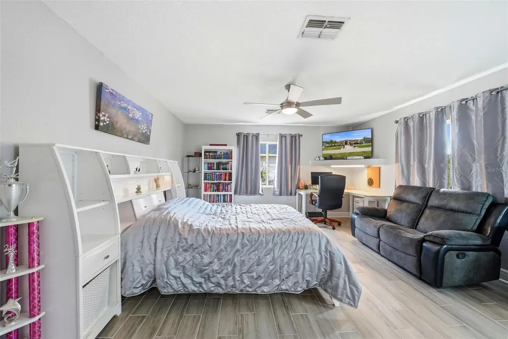 1436 Fox Chapel Drive Lutz FL 33549