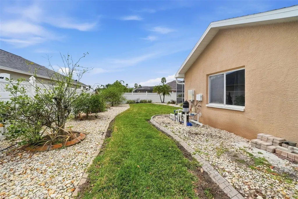 1436 Fox Chapel Drive Lutz FL 33549