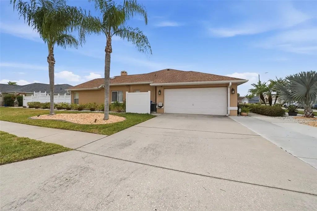 1436 Fox Chapel Drive Lutz FL 33549