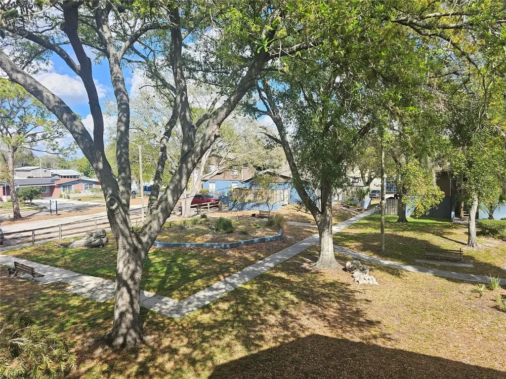 7611 Paula Drive Tampa FL 33615
