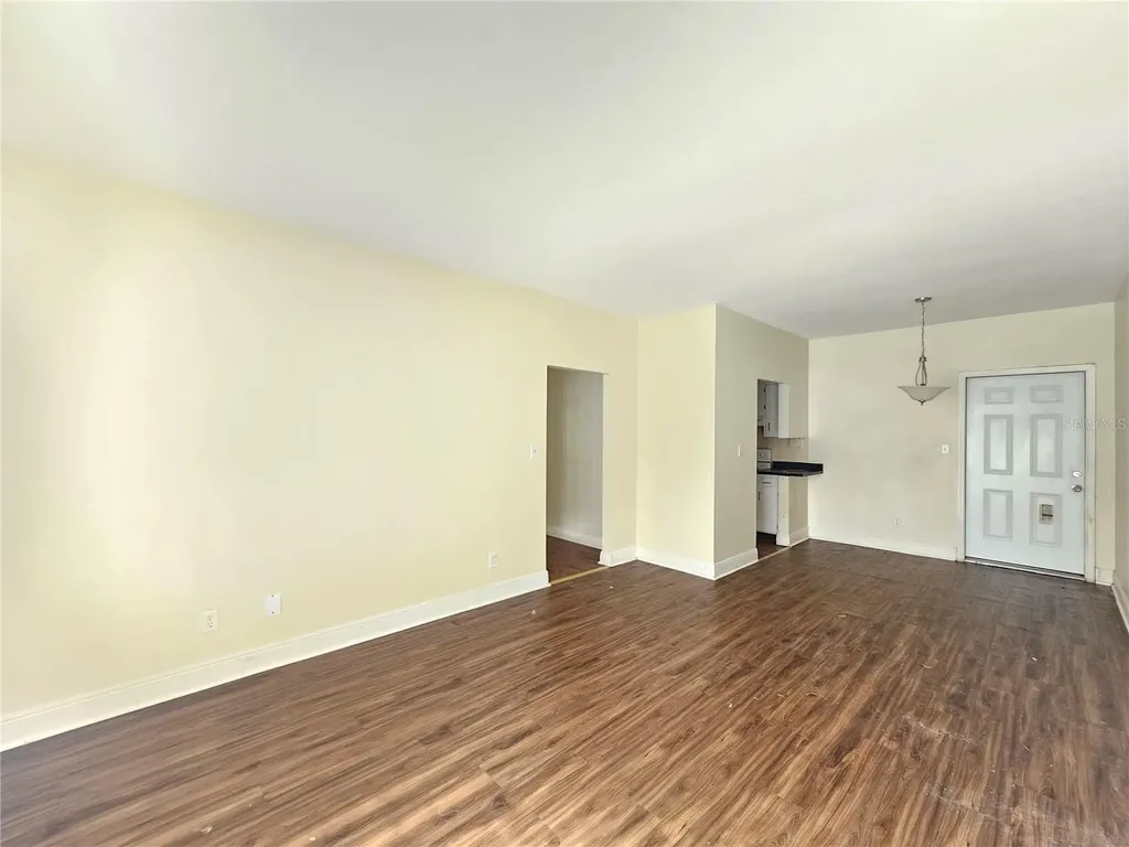 7611 Paula Drive Tampa FL 33615