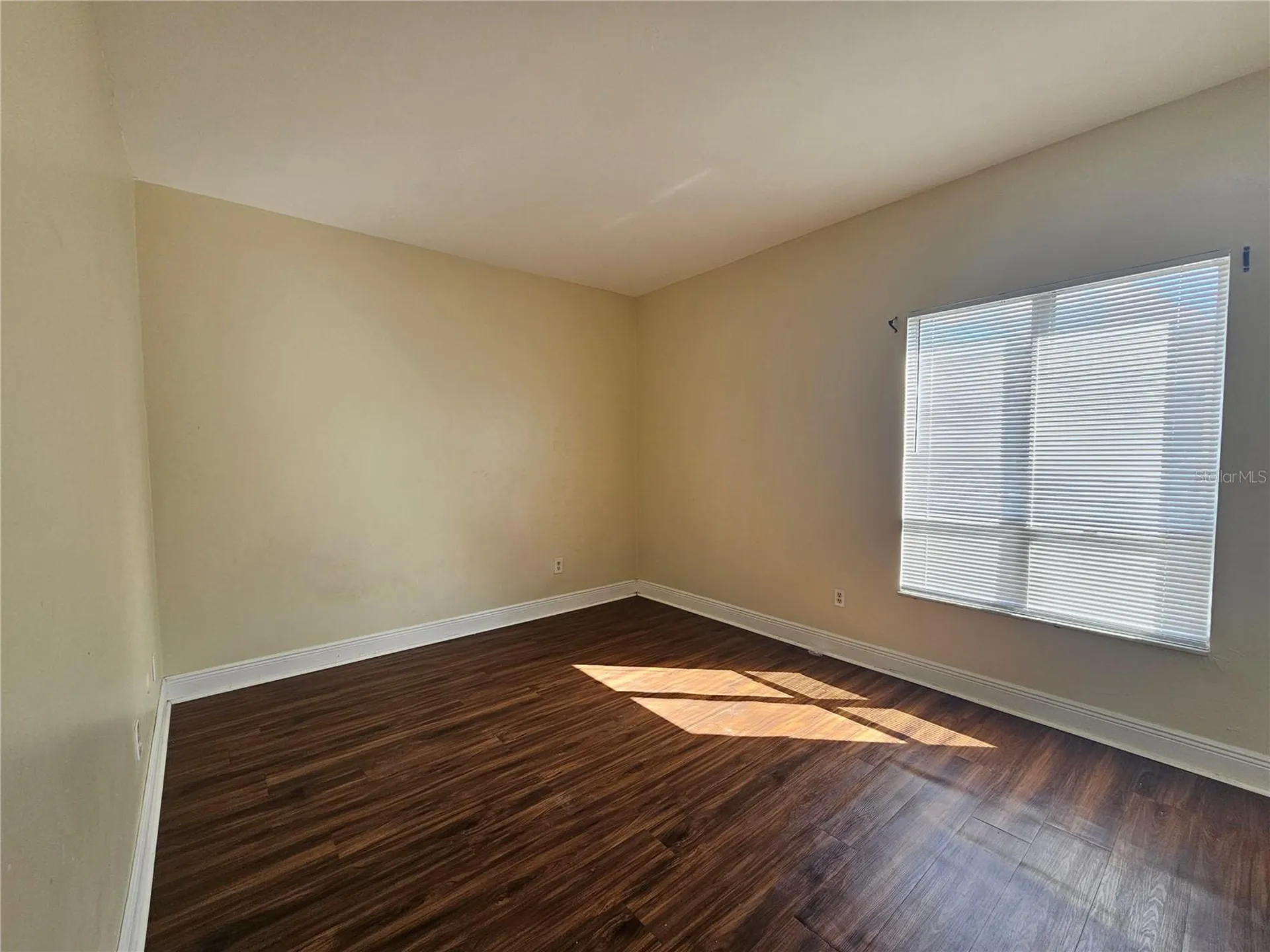 7611 Paula Drive Tampa FL 33615