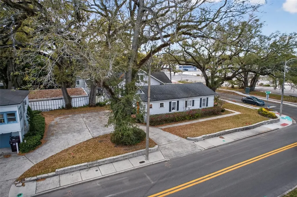 1922 Hillcrest Street Orlando FL 32803