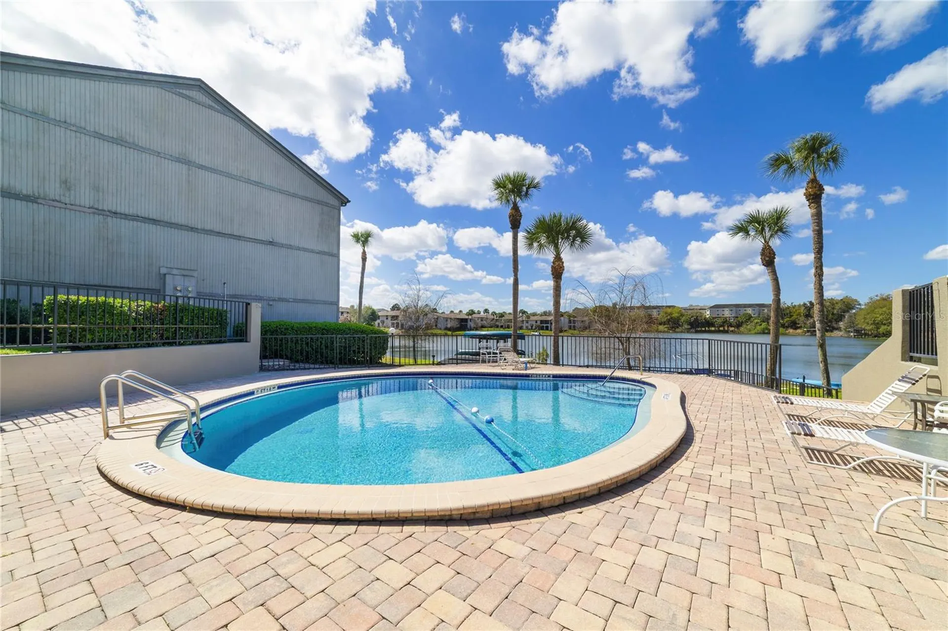 692 Lake Villas Drive Altamonte Springs FL 32701