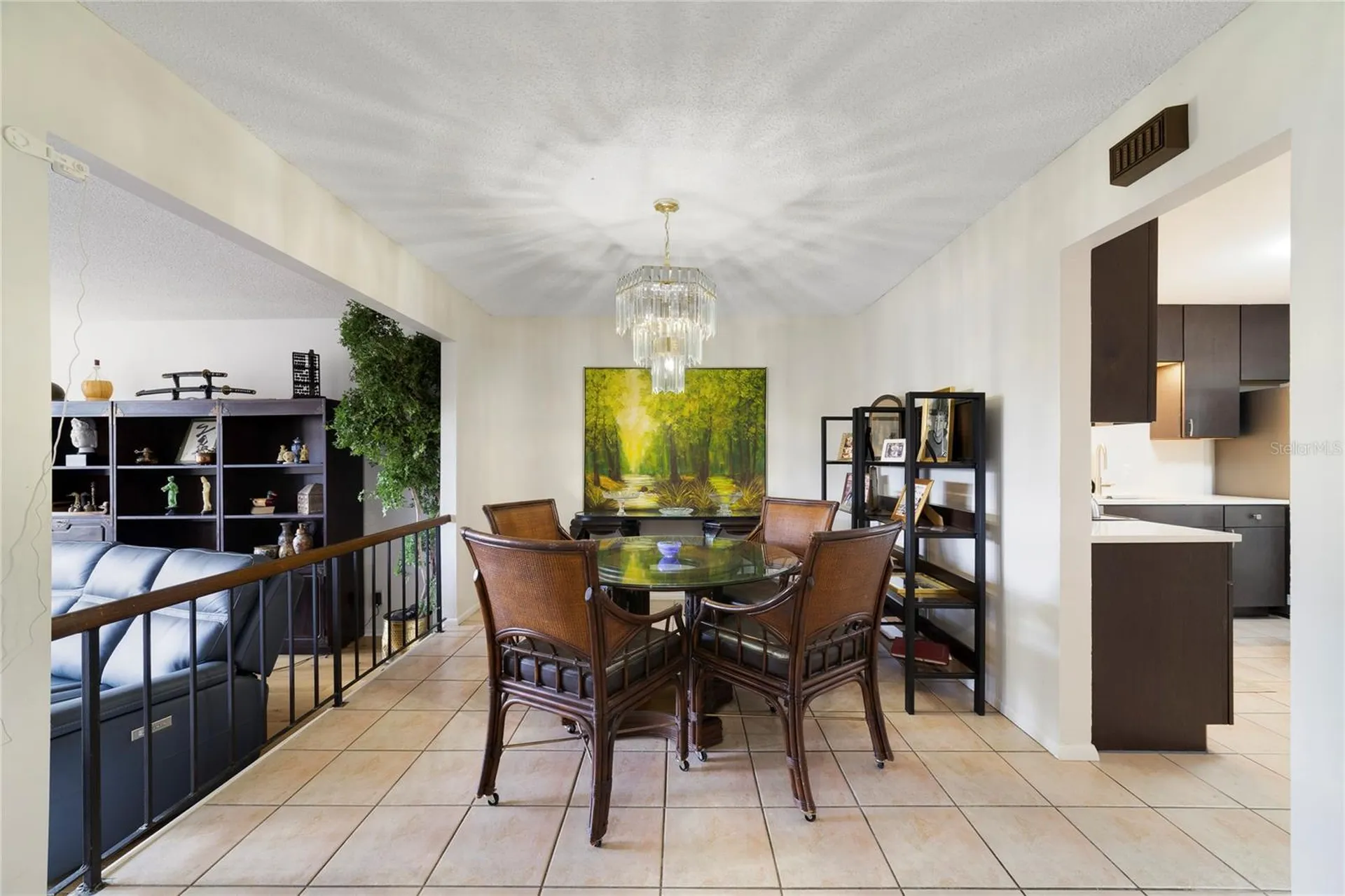 692 Lake Villas Drive Altamonte Springs FL 32701