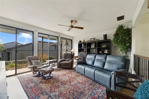 692 Lake Villas Drive Altamonte Springs FL 32701
