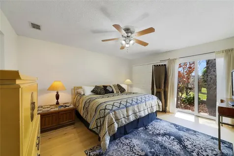 692 Lake Villas Drive Altamonte Springs FL 32701