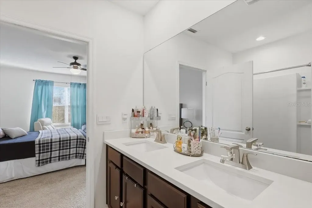 812 Brooklet Drive Davenport FL 33837