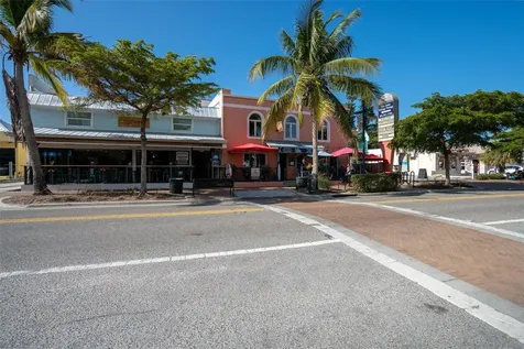 5600 Beach Way Drive Sarasota FL 34242