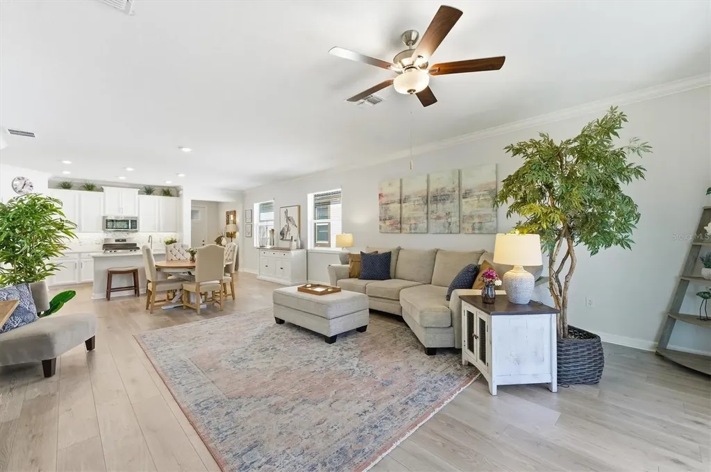 5209 Windy Grove Drive Wimauma FL 33598