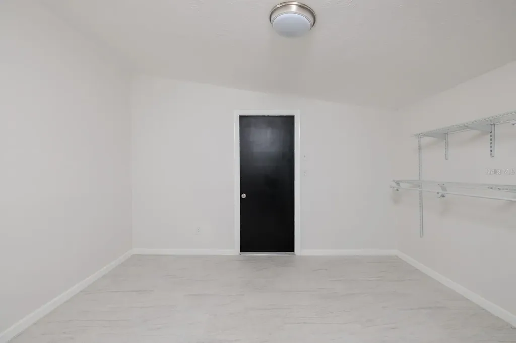 263 87th Avenue N St Petersburg FL 33702
