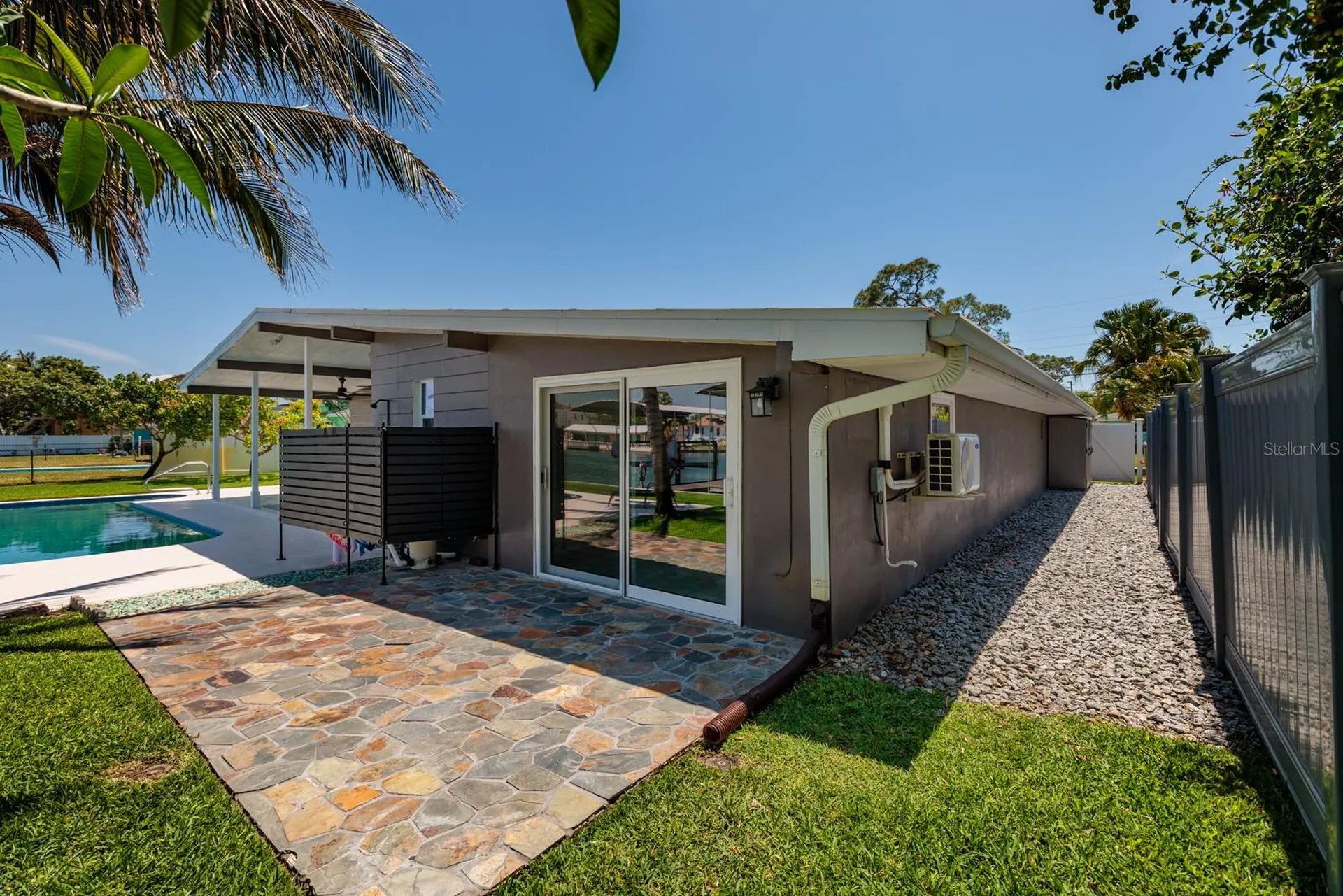 263 87th Avenue N St Petersburg FL 33702