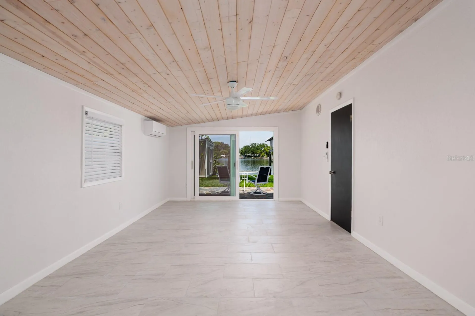 263 87th Avenue N St Petersburg FL 33702