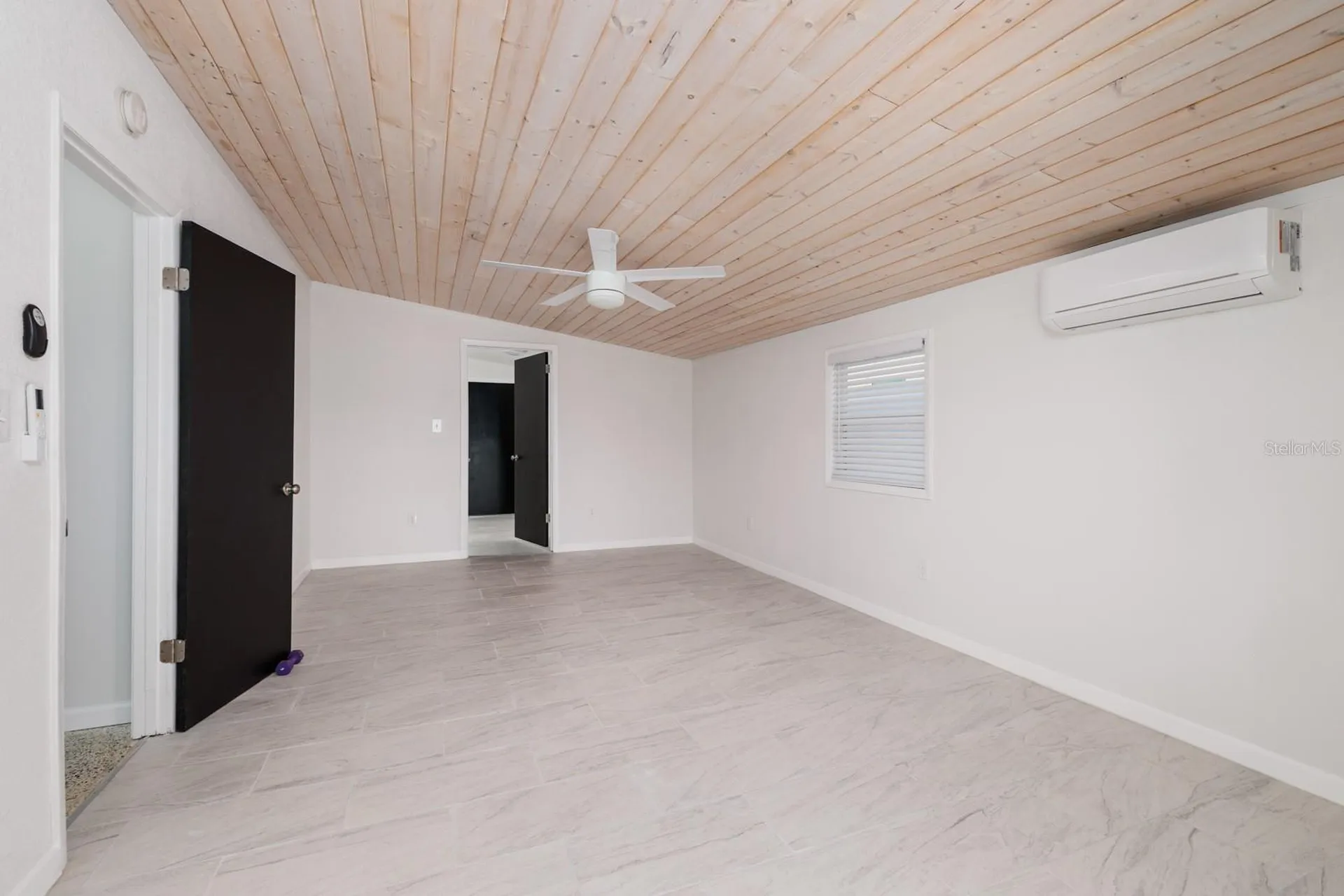263 87th Avenue N St Petersburg FL 33702