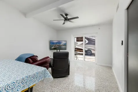 263 87th Avenue N St Petersburg FL 33702