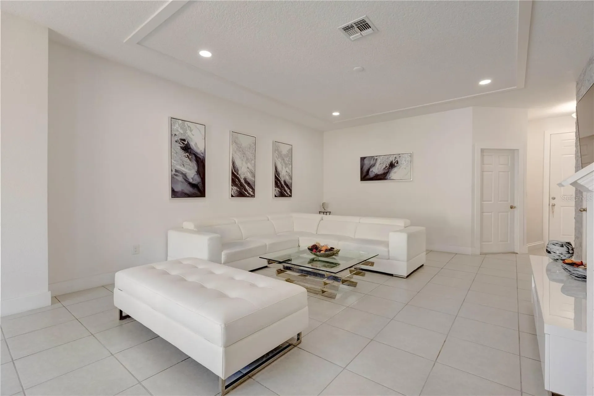 2403 Sedge Grass Way Orlando FL 32824