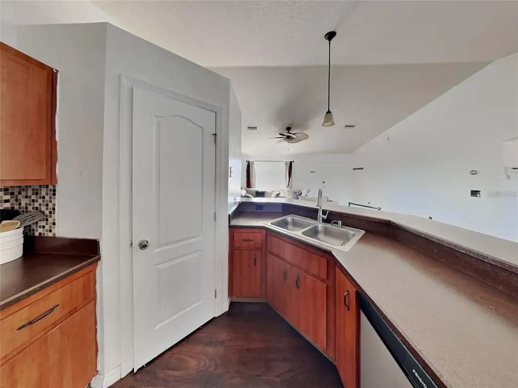 6107 SW 81st Street Ocala FL 34476
