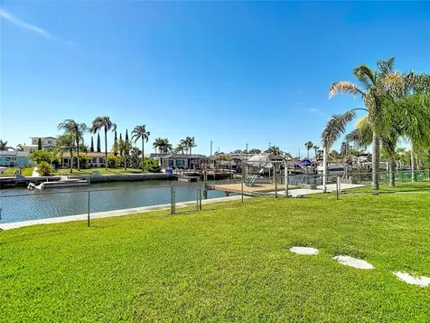 4947 Blue Heron Drive New Port Richey FL 34652