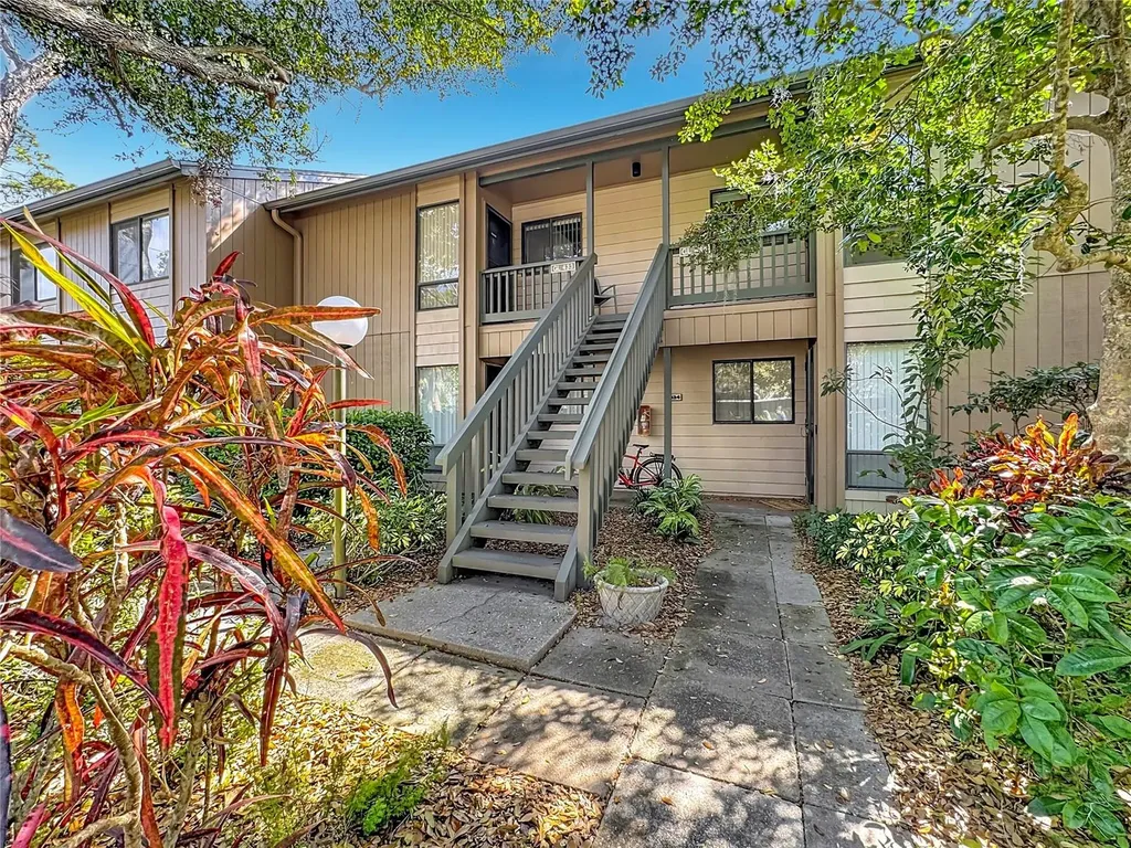1717 Pelican Cove Road Sarasota FL 34231