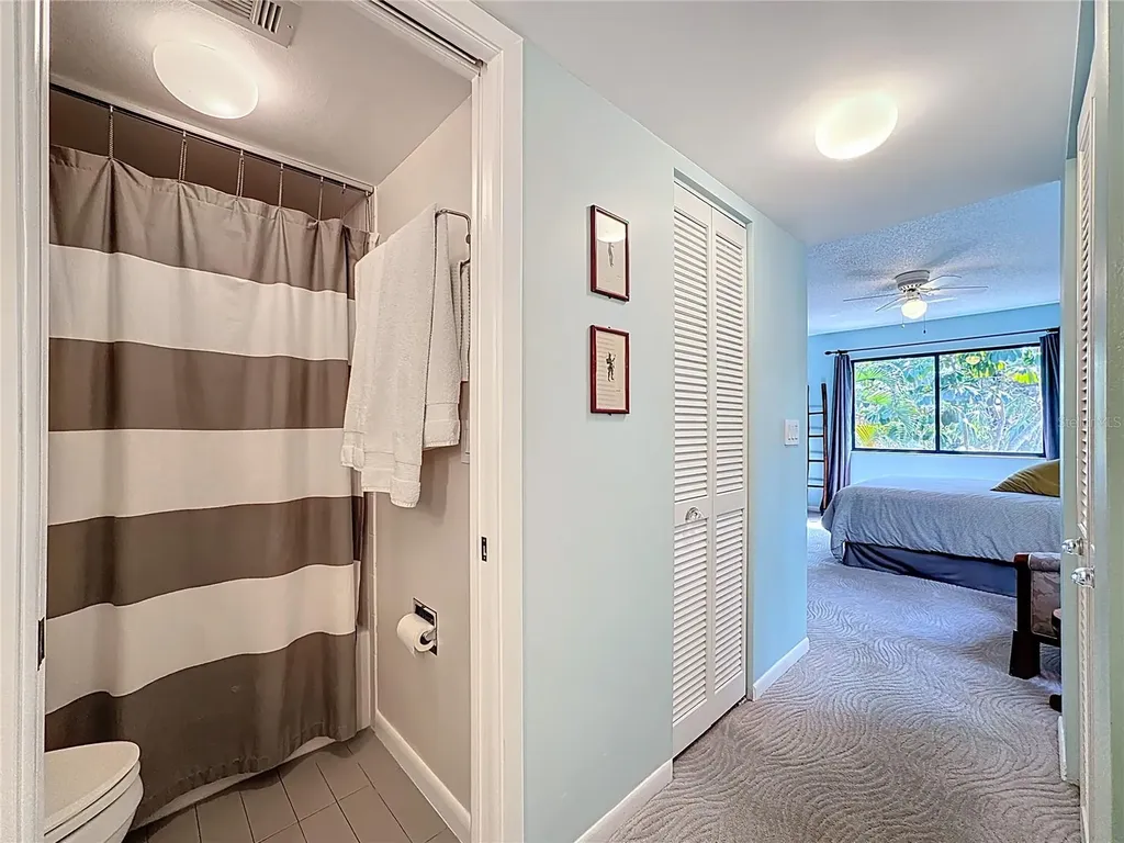 1717 Pelican Cove Road Sarasota FL 34231