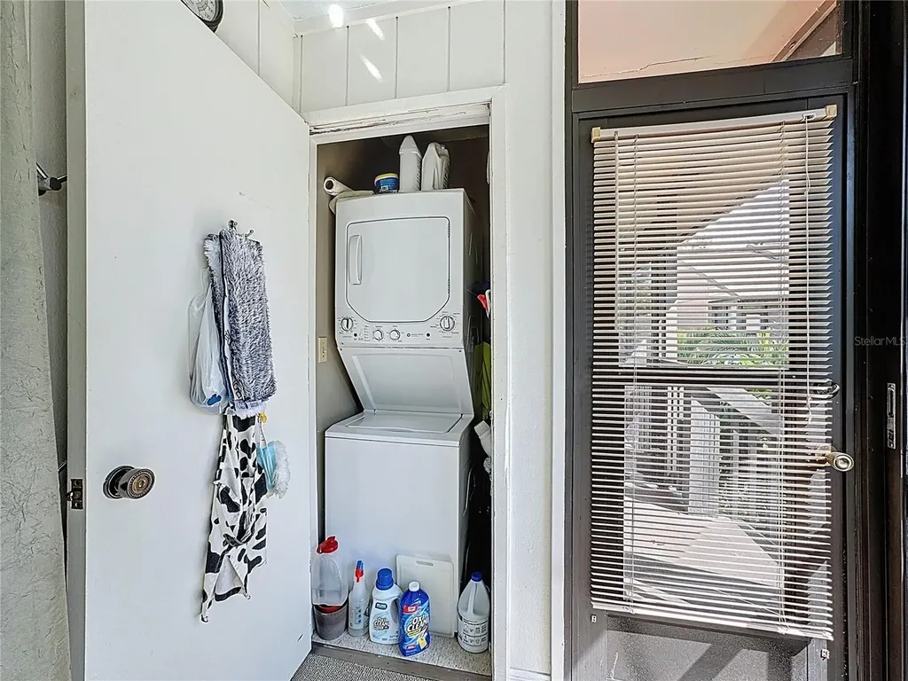 1717 Pelican Cove Road Sarasota FL 34231