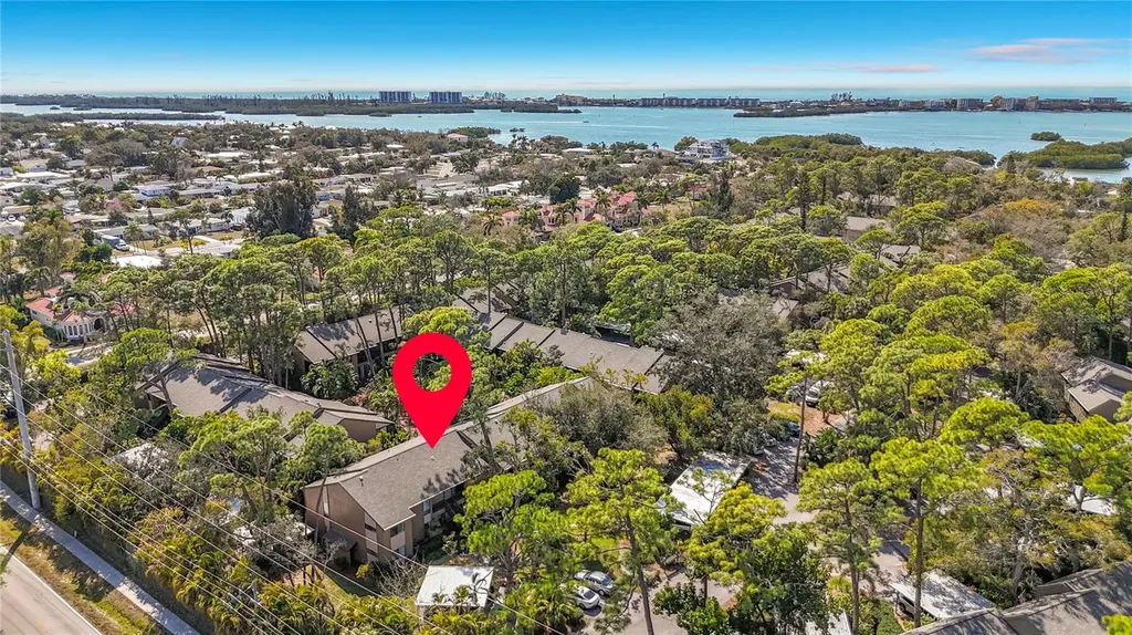 1717 Pelican Cove Road Sarasota FL 34231