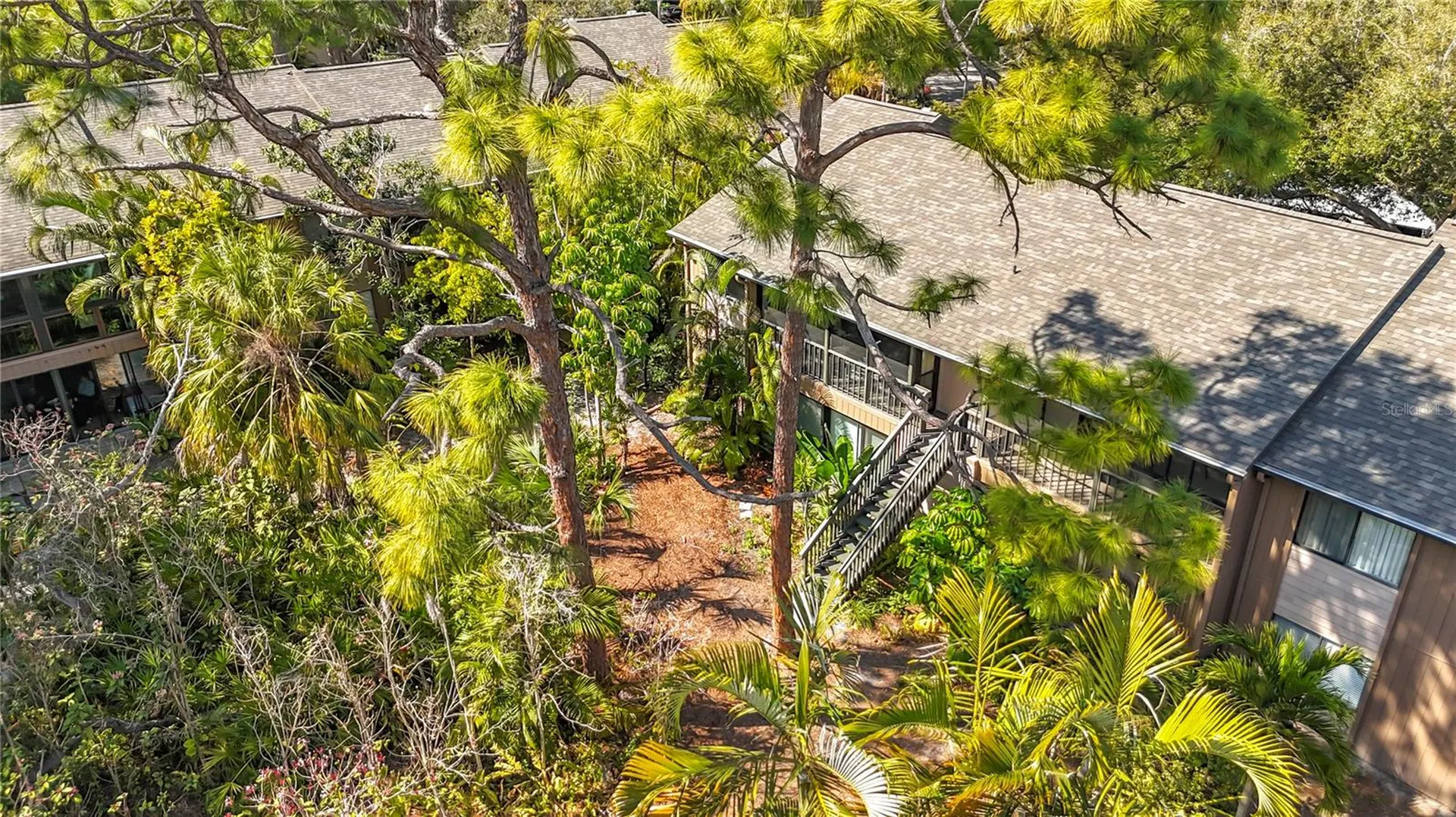 1717 Pelican Cove Road Sarasota FL 34231
