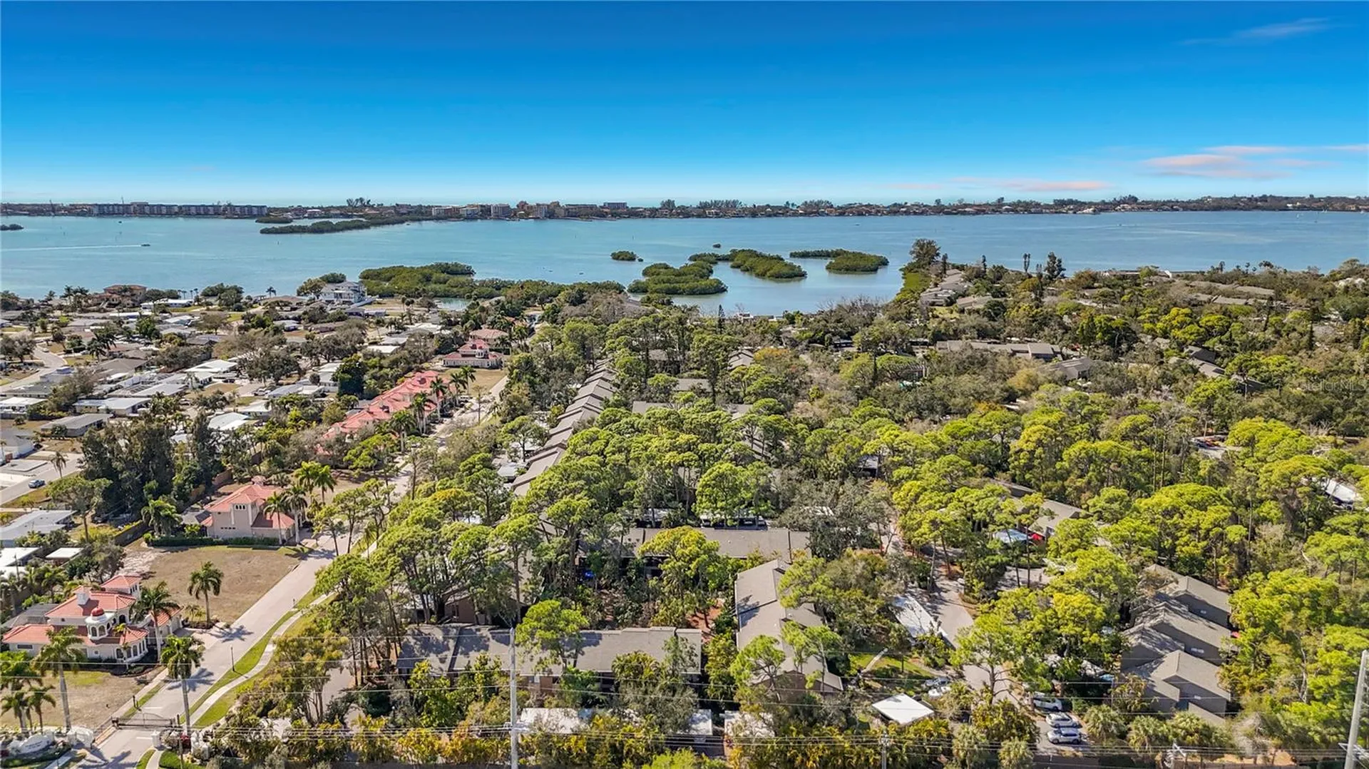 1717 Pelican Cove Road Sarasota FL 34231