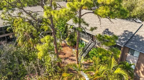 1717 Pelican Cove Road Sarasota FL 34231