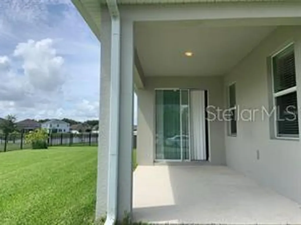 2877 Youngford Street Orlando FL 32824