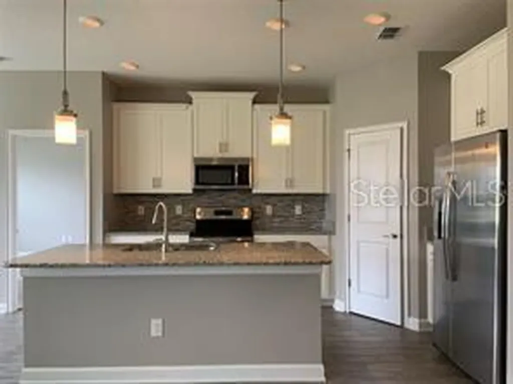 2877 Youngford Street Orlando FL 32824