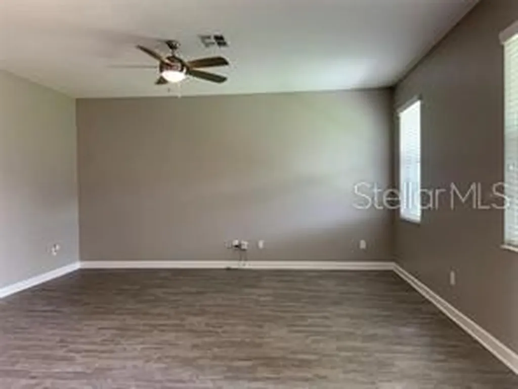 2877 Youngford Street Orlando FL 32824