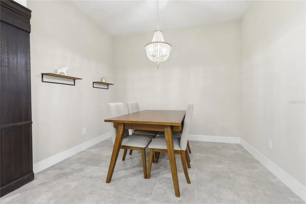 2337 Oxmoor Drive Deland FL 32724
