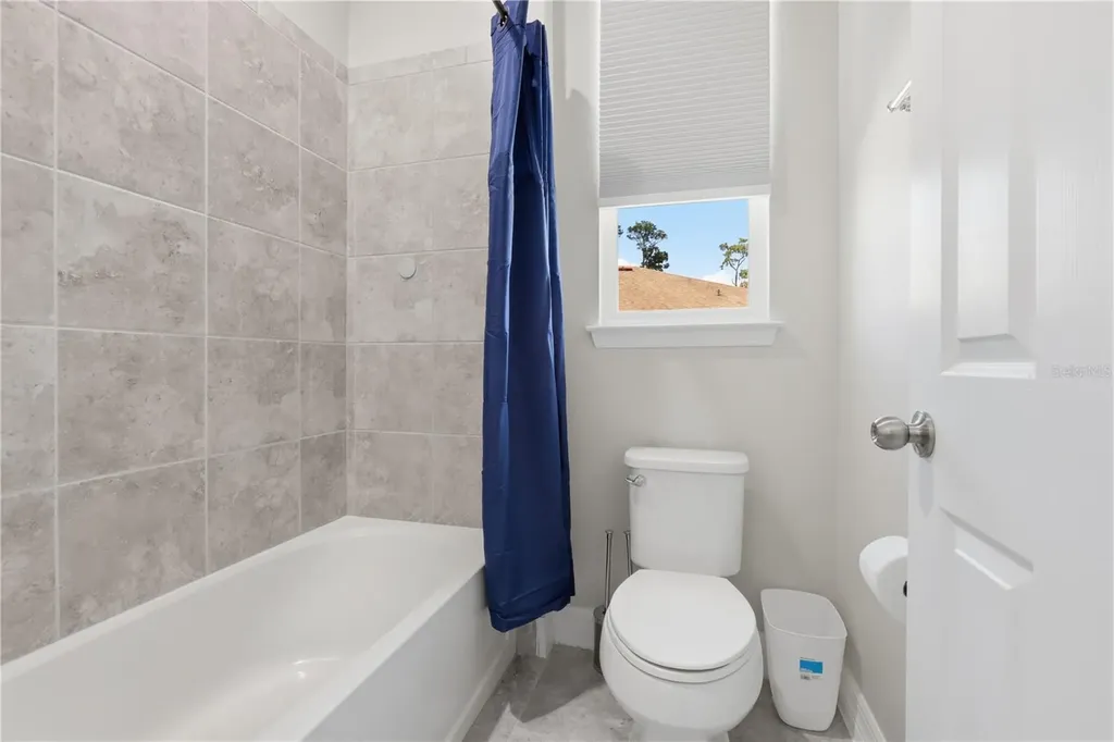 2337 Oxmoor Drive Deland FL 32724
