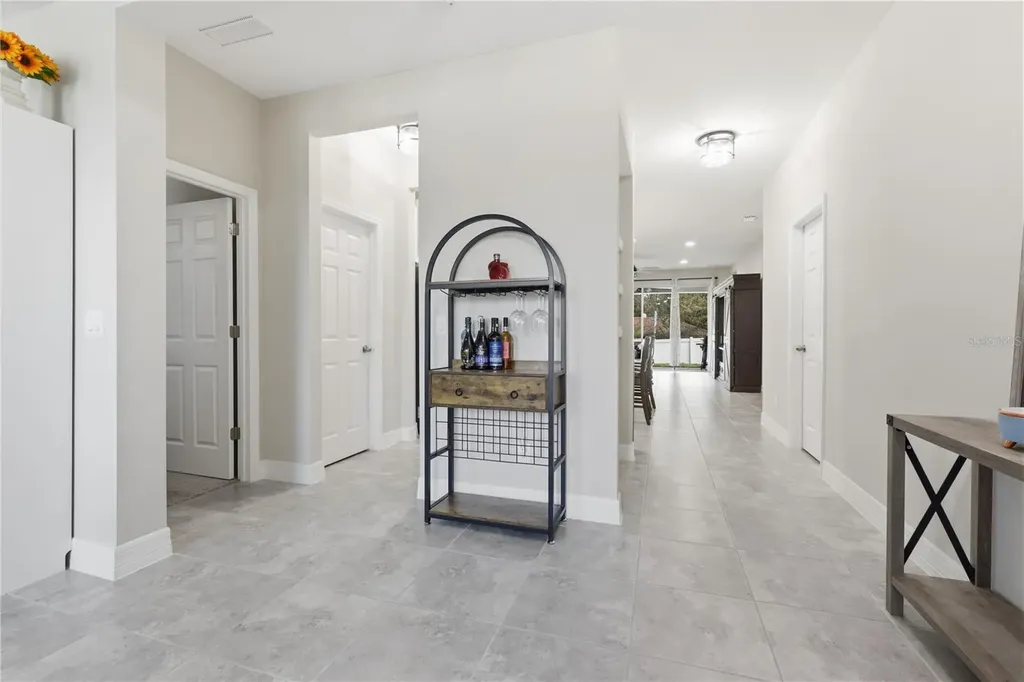 2337 Oxmoor Drive Deland FL 32724