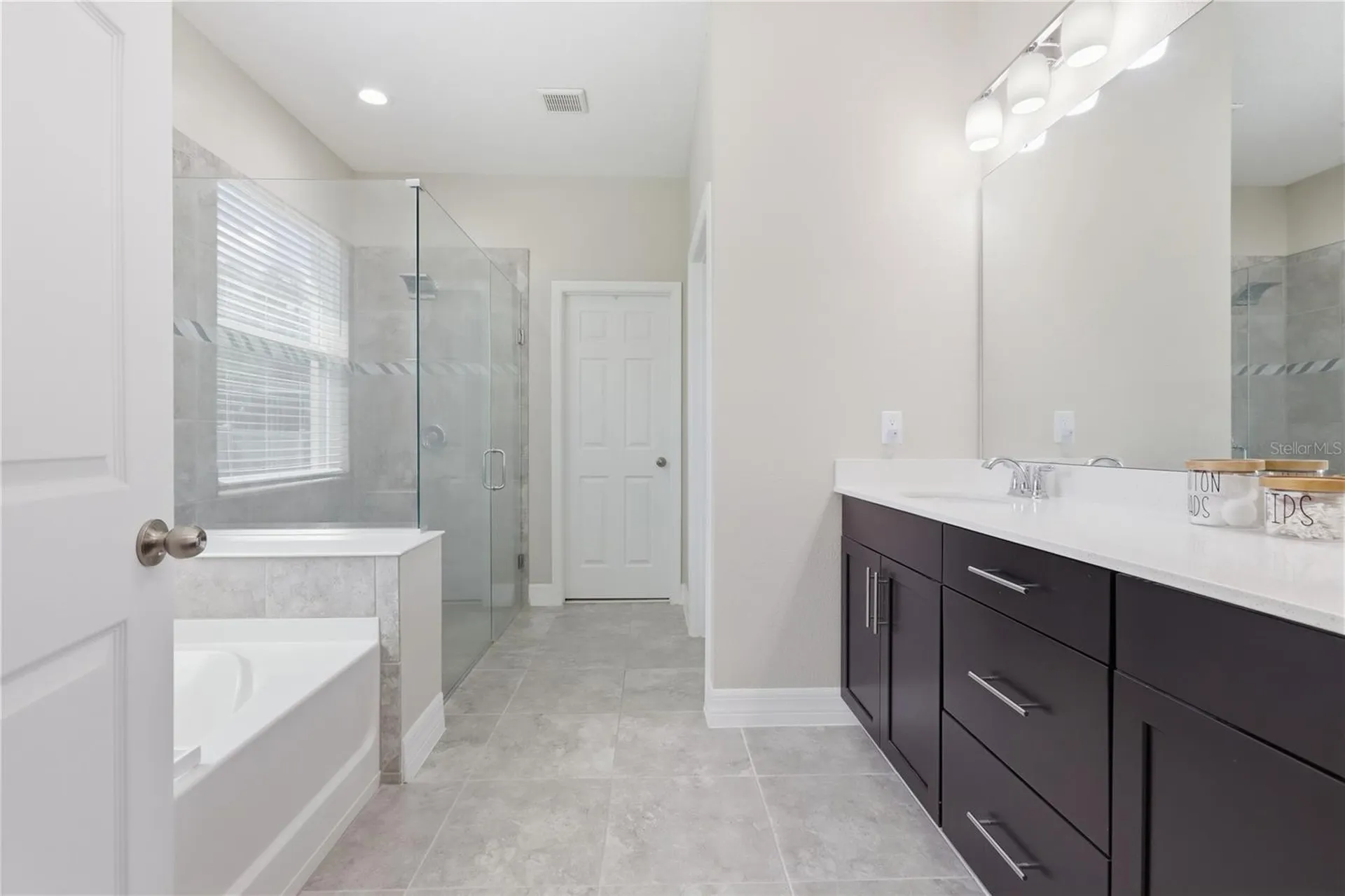 2337 Oxmoor Drive Deland FL 32724