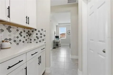 2337 Oxmoor Drive Deland FL 32724