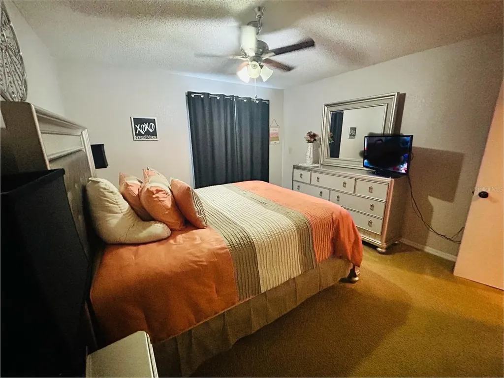 10265 Gandy Boulevard N St Petersburg FL 33702