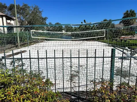 10265 Gandy Boulevard N St Petersburg FL 33702