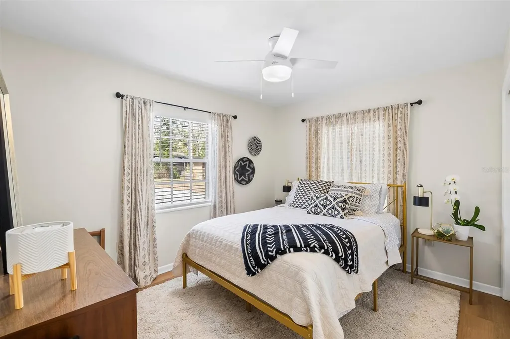 6906 Valrie Lane Riverview FL 33569