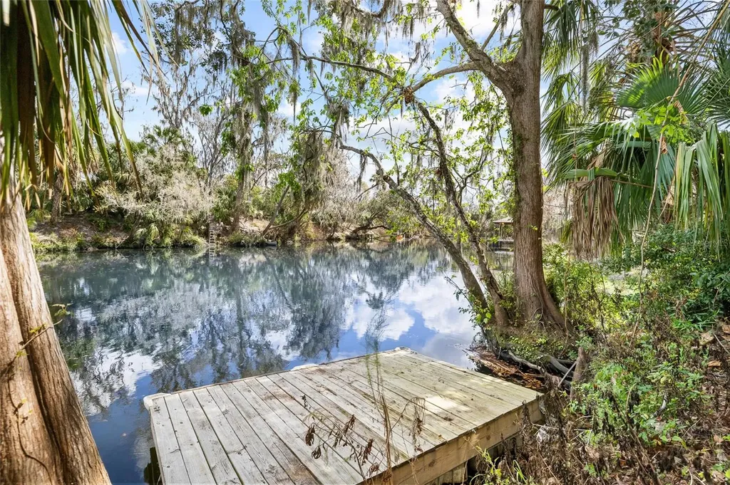 6906 Valrie Lane Riverview FL 33569